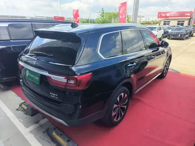 Hongqi HS7