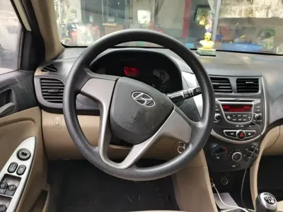 Hyundai Verna