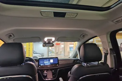 Hongqi HQ9 PHEV