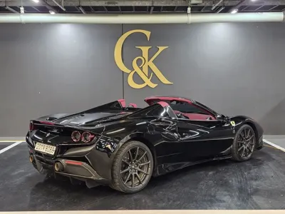 Ferrari F8