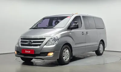 Hyundai Starex
