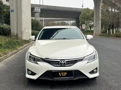 Toyota Reiz