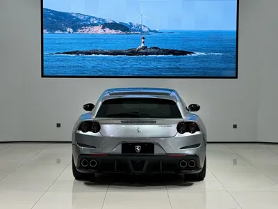 Ferrari GTC4Lusso