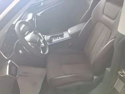 Audi A7L