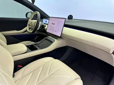 Nio ET5