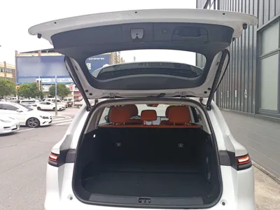 Leapmotor C10