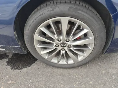 Infiniti Q50L