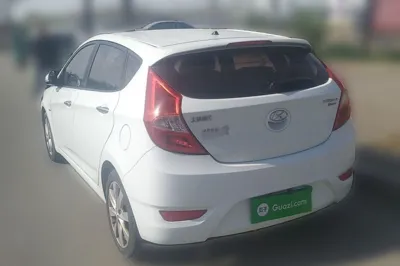 Hyundai Verna Ray