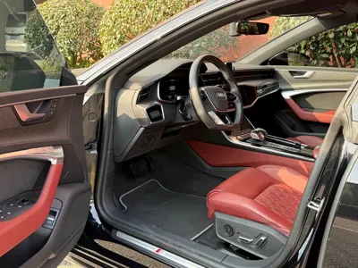 Audi A7L