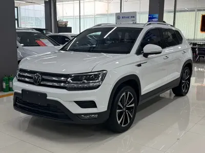 Volkswagen Tharu