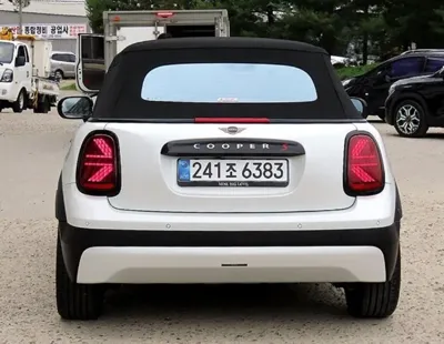 MINI Cooper Convertible