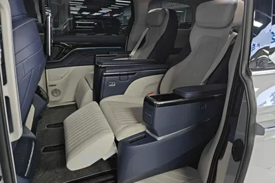 SAIC MAXUS G90