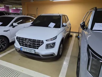 Hyundai Venue