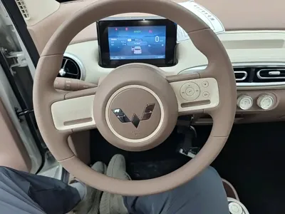 Wuling MINIEV