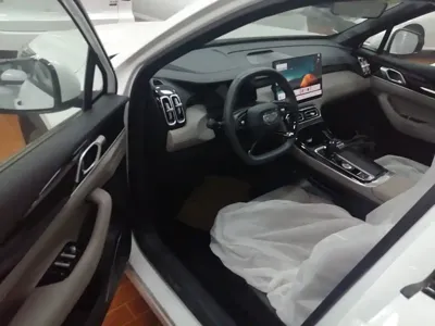 Geely Boyue L