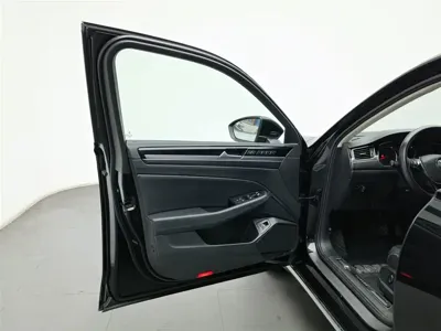 Volkswagen Phideon