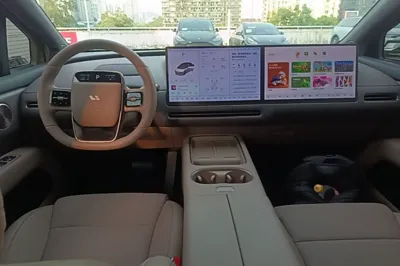 Li Auto Li Auto i6