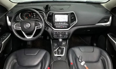 Jeep Cherokee