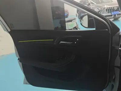 Roewe i5