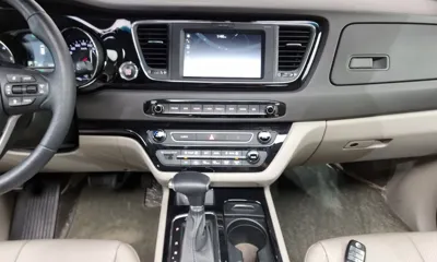 Kia Canival