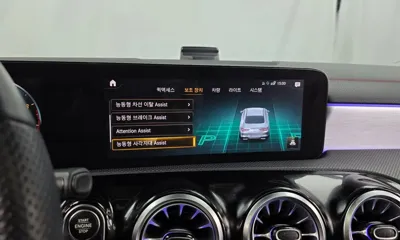 Mercedes-Benz CLA-Class