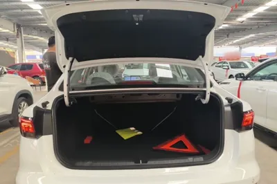Geely Auto Emgrand