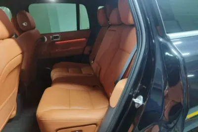 Li Auto L6
