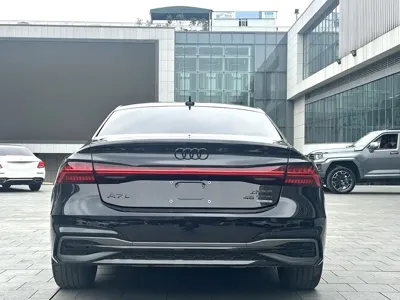 Audi A7L