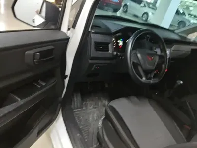 Wuling Hongguang Plus