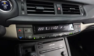 Lexus CT200h