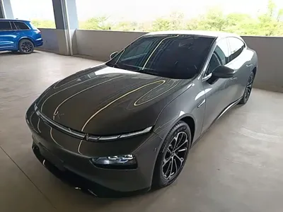 Xpeng P7