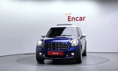 MINI Paceman
