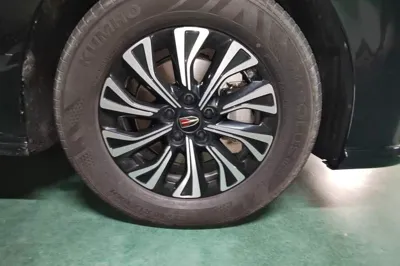 Hongqi HQ9 PHEV