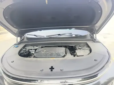 Li Auto Li L6