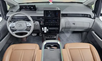 Hyundai Staria