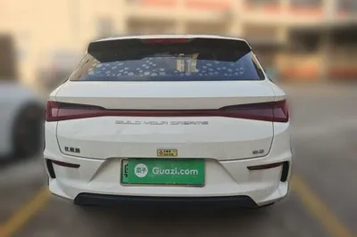BYD e2