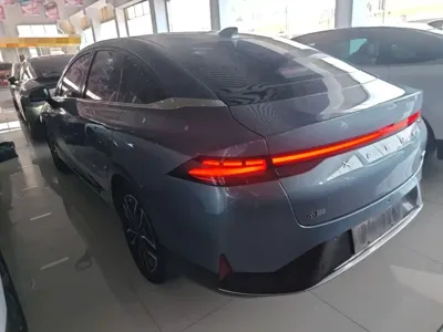 Xpeng P5