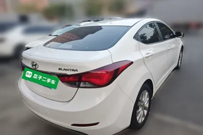 Hyundai Elantra (5th Generation