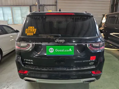 Jeep Grand Commander