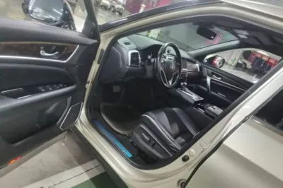 Honda UR-V