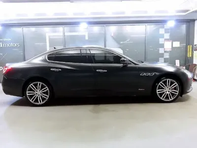 Maserati Quattroporte