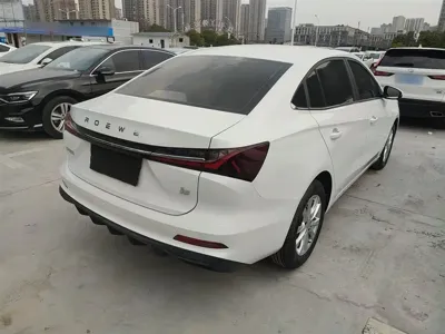 Roewe i5