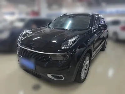 Lynk & Co 01