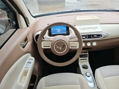 Wuling MINIEV