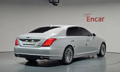 Genesis EQ900