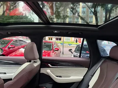 Geely Xingyue L