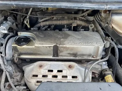 BYD M6