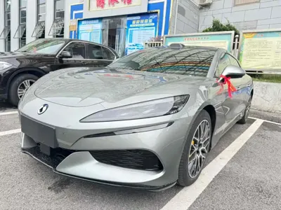 Denza Denza Z9GT