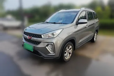 Wuling Hongguang S3