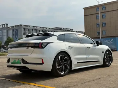 Zeekr 001